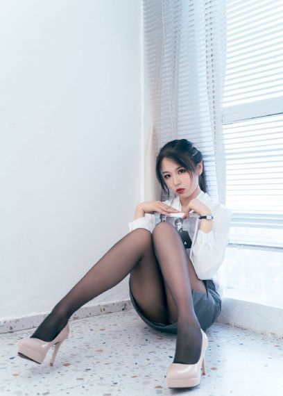 餐桌下挺进我的密道_蓝光高清迅雷在线观看