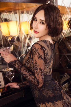 五个军政大佬全是妹控_HD720P欧美电影在线